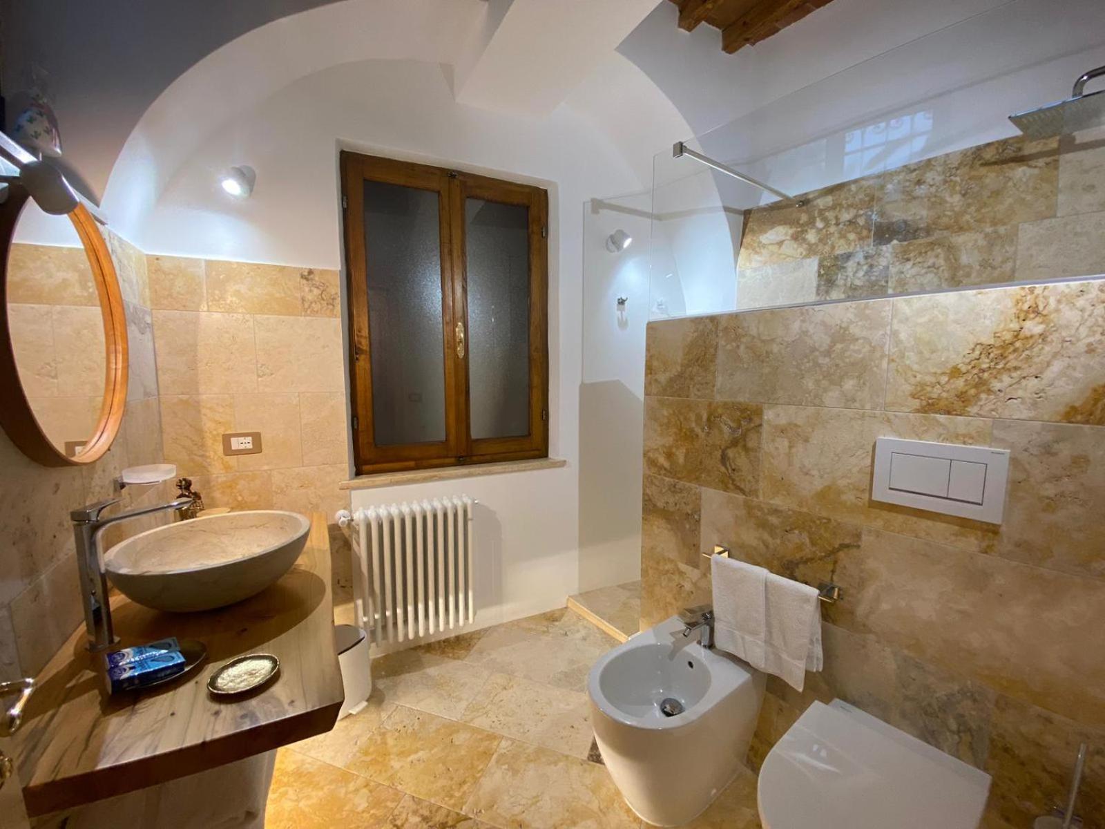 Lastamperia19 Camere-Rooms Montepulciano Zewnętrze zdjęcie