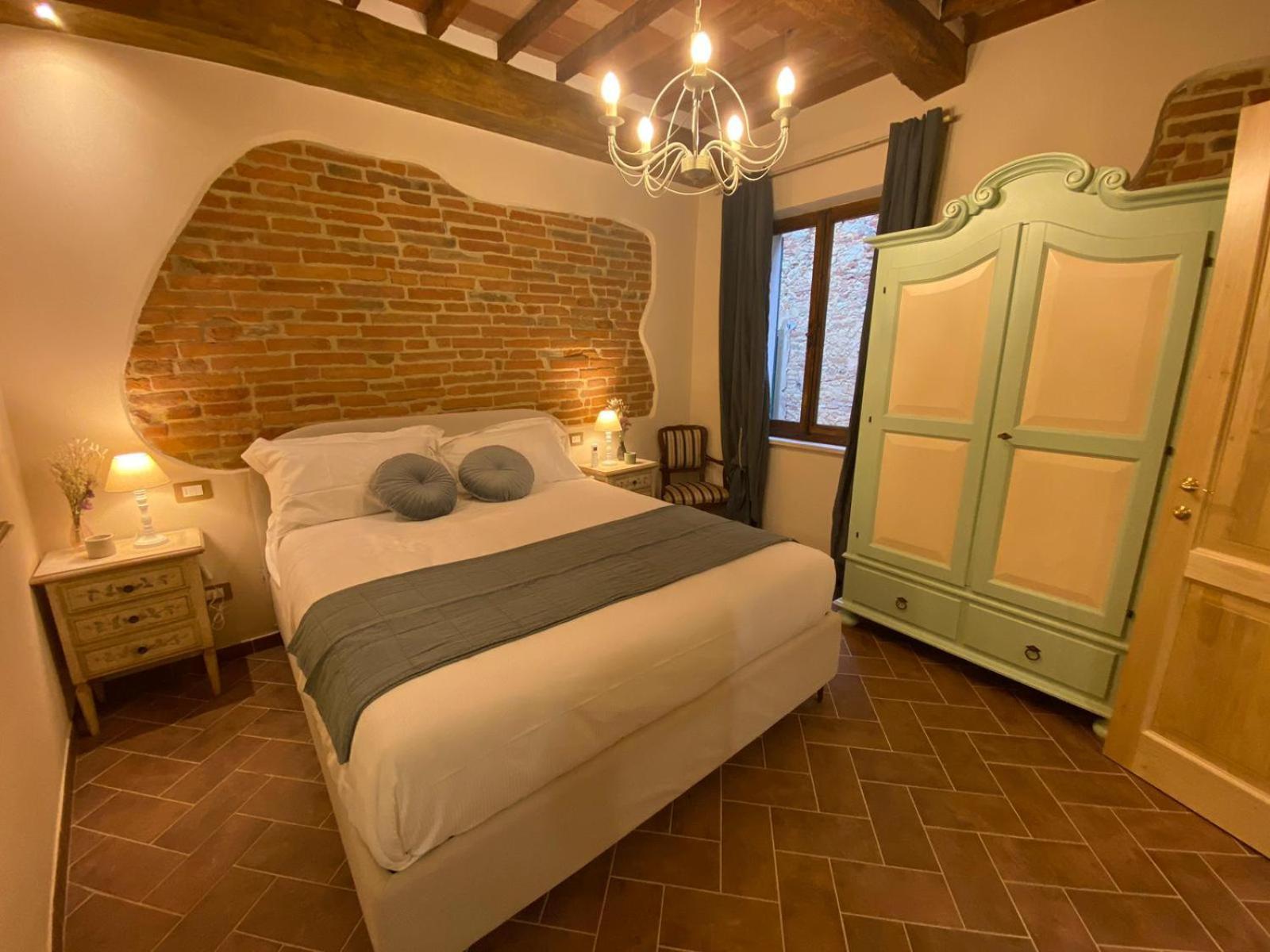 Lastamperia19 Camere-Rooms Montepulciano Zewnętrze zdjęcie